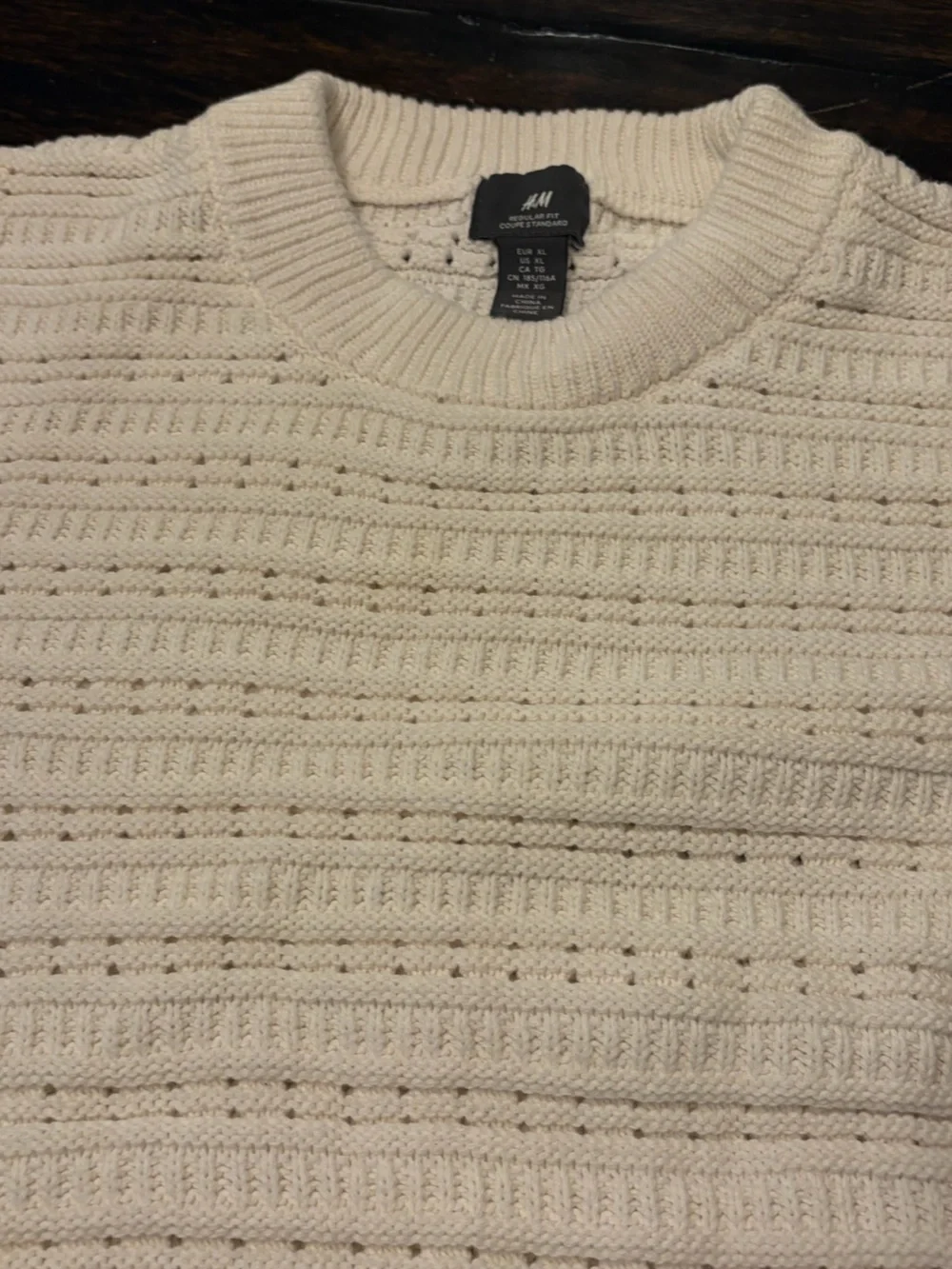 H&M Men's Cream Textured Crewneck Sweater men’s size XL